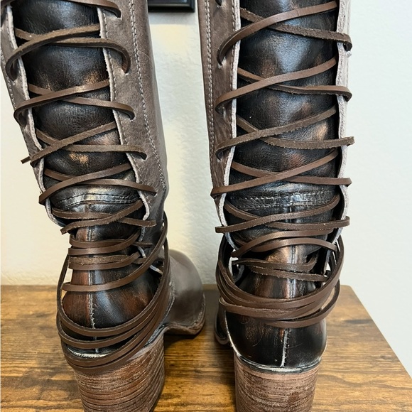 Freebird Coal Gray And Brown Boots 11 - Picture 11 of 13